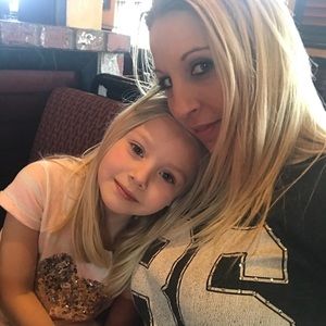 Meet your Posher, Christy